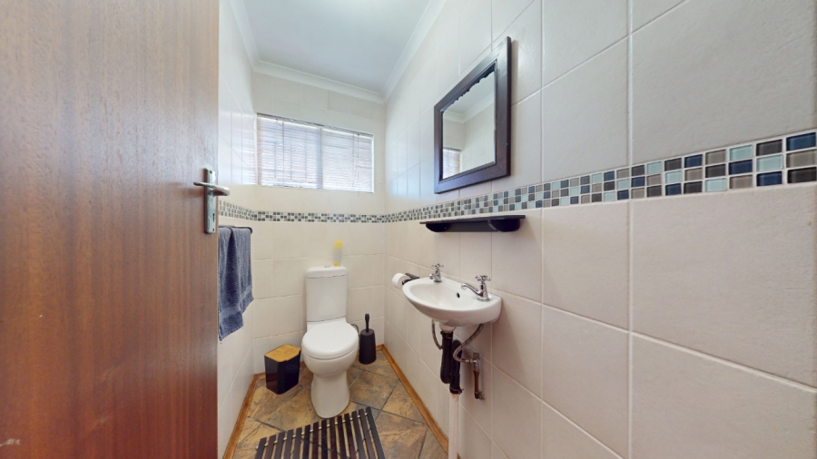 4 Bedroom Property for Sale in Potchefstroom North West